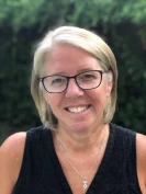 Leslie Schmucker