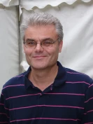 Simon Vibert